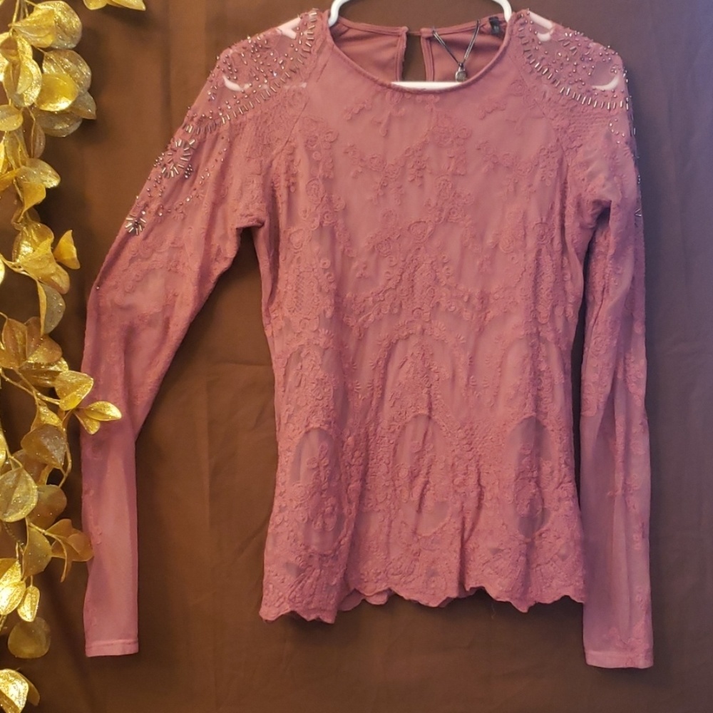 Buckle BKE Boutique lace blouse